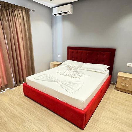 Studios&Apartment Niko Luka 卡萨米尔 外观 照片