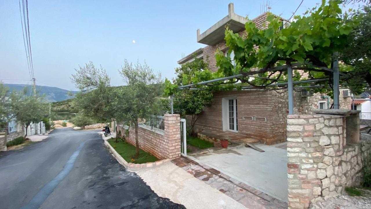 Studios&Apartment Niko Luka 卡萨米尔 外观 照片
