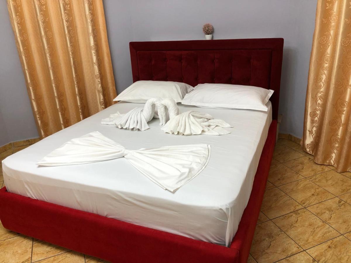 Studios&Apartment Niko Luka 卡萨米尔 外观 照片