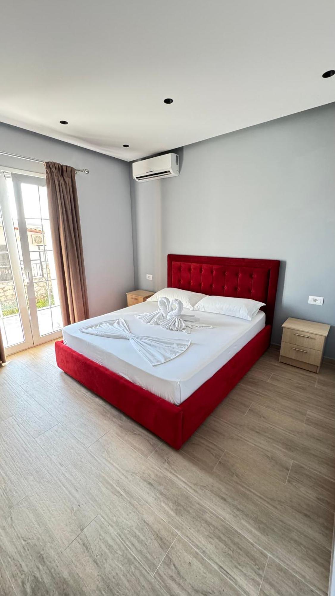 Studios&Apartment Niko Luka 卡萨米尔 外观 照片